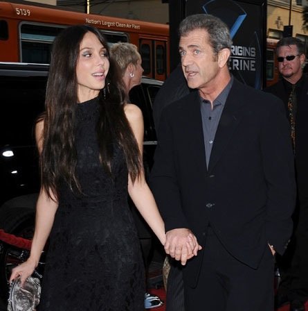 Al pavo de Mel Gibson lo van a desplumar