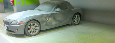 Han destrozado mi coche en un parking público. Estos son los pasos a seguir con el aparcamiento y los seguros para esperar que lo cubran