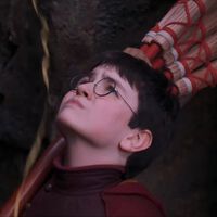 La serie de Harry Potter se adelanta a su próximo tráiler con nuevas escenas de Quidditch y el Gran Comedor. HBO cuida al máximo el detalle  