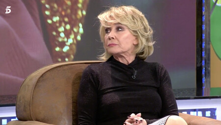Mila Ximénez vuelve al hospital: La colaboradora de 'Sálvame' sufre un traspiés a causa de su nuevo tratamiento