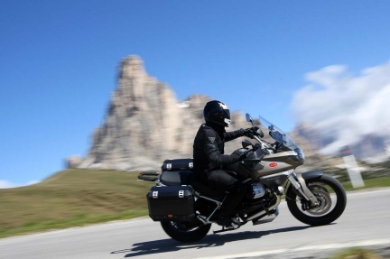 Moto Guzzi Stelvio 1200 4V NTX