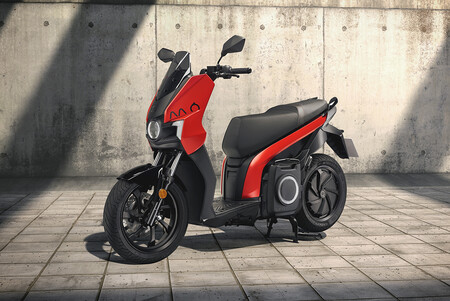 SEAT MÓ eScooter 125: la moto eléctrica de la filial española ya se puede pre-reservar, con entrega en noviembre