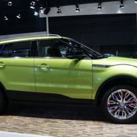 ¿Comprarías el Landwind X7, la copia china del Range Rover Evoque?