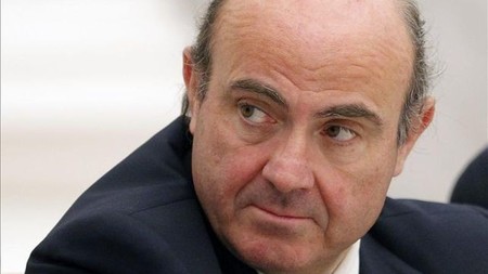 Guindos deja entrever una nueva reforma en el Impuesto de Sociedades