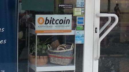 Bitcoins, o el riesgo de aceptar nuevas monedas para el pago en el comercio tradicional