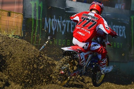 Bobryshev_MXGP_loket
