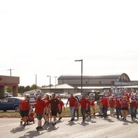 La huelga en los fabricantes de coches estadounidenses comienza a hacerles daño, y Ford ya ha lanzando una advertencia
