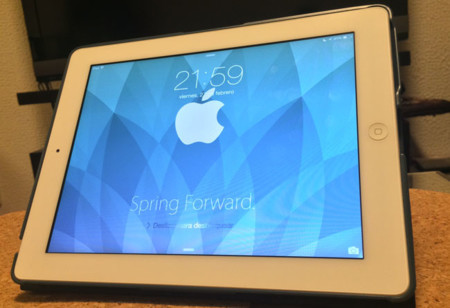 ¿Listo para la Keynote? pon guapo tu dispositivo con el wallpaper de "Spring Forward"