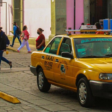 El secreto de los “taxis colectivos”de Oaxaca: conoce la ciudad sin gastar de más
