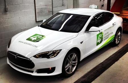 Entra en servicio en Quebec el primer Tesla Model S taxi de América del Norte
