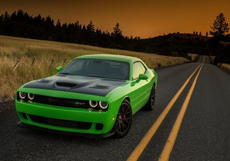 Un Dodge Hellcat es el coche con +700 hp más accesible, pero, ¿qué más hay con ese desempeño?