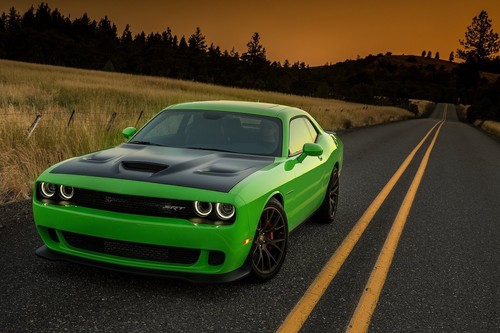 Un Dodge Hellcat es el coche con +700 hp más accesible, pero, ¿qué más hay con ese desempeño? 