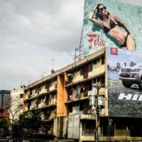 ¡Cuidado! Casi la mitad de los accidentes viales en México están relacionados con la publicidad exterior