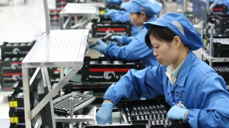 Mil empleados del proveedor de teclados de Apple se declaran en huelga por sus condiciones laborales