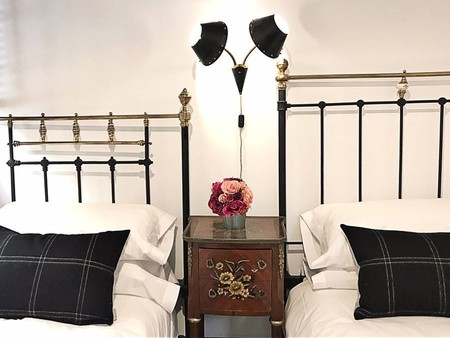Poshtel Lanave 1