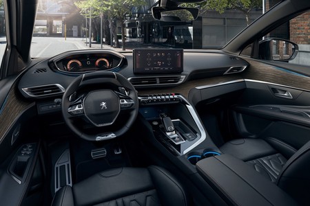 Peugeot 5008 2021 Inmterior