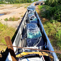 Vídeo: cómo destrozar dos millones de dólares en coches Ford metidos en un tren