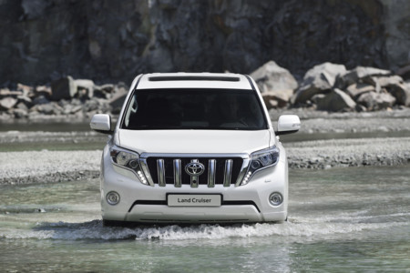 El Toyota Land Cruiser recibe novedades que no se aprecian desde fuera