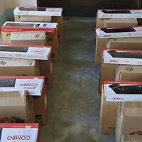 Este alcalde gastó casi 150.000 euros en PC para su pueblo. O fue víctima de una estafa, o no tenía ni idea de informática