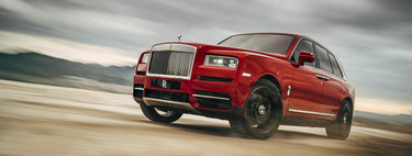 Con 5,43 m de largo, 2.600 kg y un V12, el Rolls-Royce Cullinan es el SUV más lujoso y más imponente del mercado