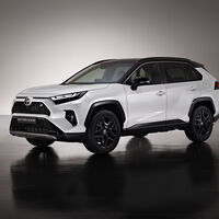 El Toyota RAV4 GR Sport es la variante aspecto y ajustes deportivos que nos encantaría ver en México