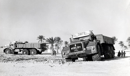 V12 de 30 litros y 700 CV, 15 metros de largo por 5 de ancho. Así era el Berliet T100 ideado para cruzar el Sahara