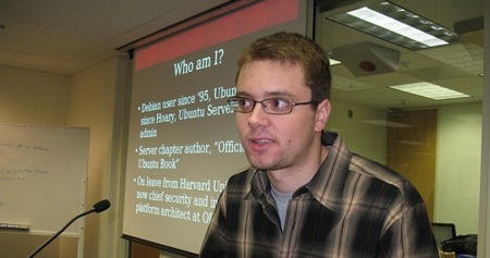 Ivan Krstic, arquitecto de seguridad del proyecto OLPC, entra en Apple