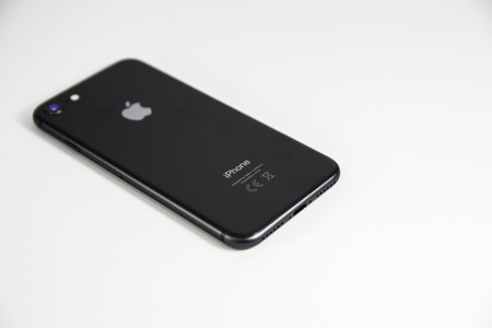 Apple actualiza la app de la Apple Store para incluir el modo oscuro