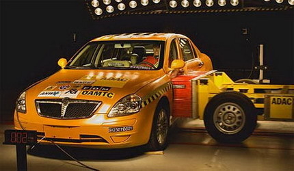 Brilliance BS6 crash test prueba de choque de un coche chino
