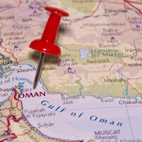 Achávamos que a crise no Irã traria apenas colapso: o detalhe inesperado do magnata coreano que antecipou a guerra e fatura US$500 mil por dia no meio do caos 