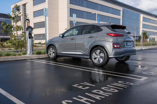 17 coches eléctricos entre 30.000 euros y 40.000 euros: selección de coches cero emisiones con etiqueta CERO