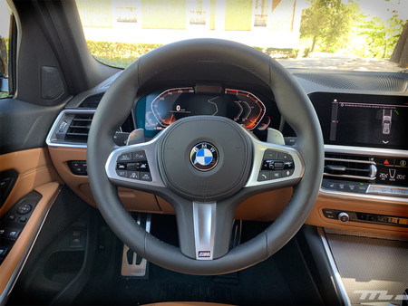 BMW Serie 3 2019 volante