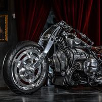 La BMW R 18 Magnifica es una bestial moto convertida en arte a base de latón, aluminio pulido y madera