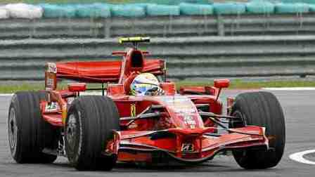 Felipe Massa confirma el dominio Ferrari con la pole en Sepang