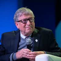 Bill Gates sobre IA: "Superestimamos o que acontecerá nos próximos dois anos e subestimamos o que acontecerá nos próximos dez" 