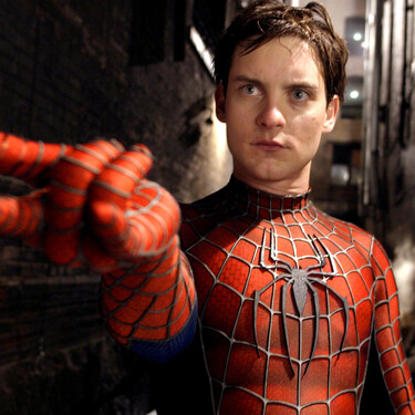 Tobey Maguire se quedaba ciego con el traje de Spider-Man y casi se desmaya durante una prueba: fabricar su disfraz fue una pesadilla