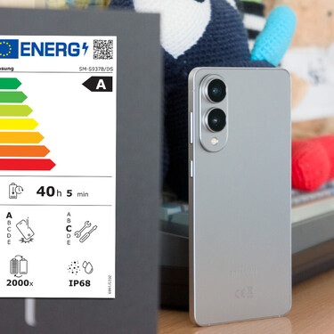 Fui a comprar un móvil y parecía una nevera: la nueva etiqueta energética entra en vigor. Y la eficiencia no es lo más importante 