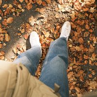 Las nuevas Adidas Samba en color crema son el mejor diseño otoñal de la marca que además llega con precio rebajado  