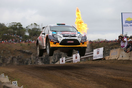 Peugeot regala el liderato a Bernardo Sousa en Azores