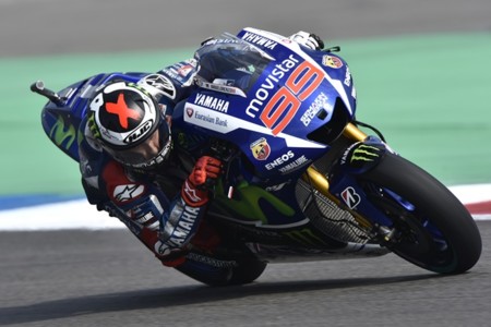 Una sobre neumáticos Bridgestone, Jorge Lorenzo, la prensa y el Gran Premio de Holanda