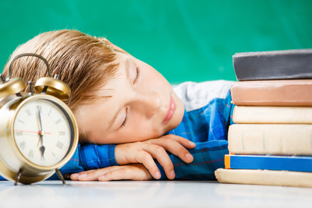 Vuelta al cole: plan para reacomodar los horarios de sueño de los peques en diez días