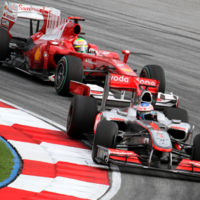 ¿Cuánto más corren los F1 que los GT? Este viejo vídeo te da una pista, pero debes estar atento