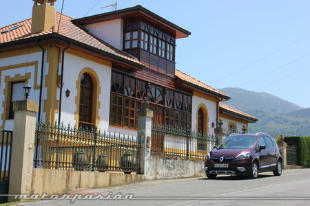 Renault Scénic XMOD 2013