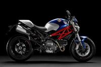 Ducati Monster 796: llega la mediana de la familia