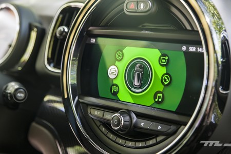 Mini Cooper S E Countryman 2019 030