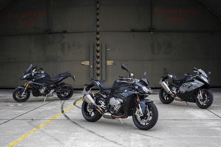 Bmw S 1000 R S 1000 Rr S 1000 Xr 2017 013