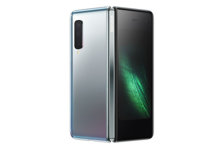 Samsung revitaliza el sector móvil con su móvil plegable Galaxy Fold: una innovación disruptiva con un recorrido incierto