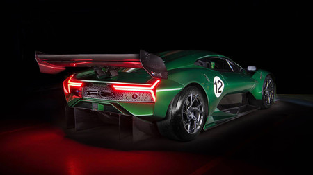 Con 710 CV y menos de una tonelada, el Brabham BT62 es una bestia sólo apta para circuito