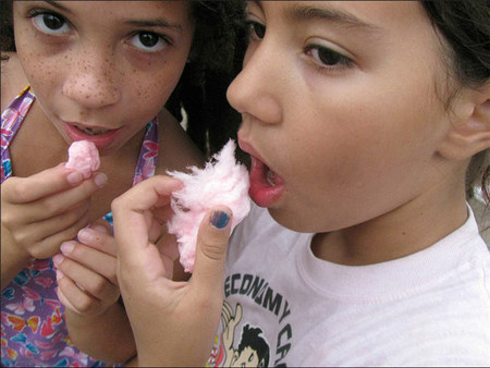 Las chucherías son peligrosas para la salud de los niños, ¿por qué no evitar el riesgo?
