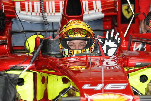 El día que Valentino Rossi estuvo a punto de dejar huérfana a la historia de motociclismo por pasarse a la Fórmula 1 